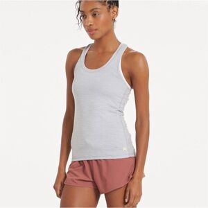 Vuori Lux Performance Tank Top in Platinum Heather